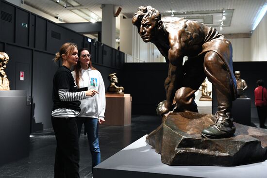 Russia Sculpture Art Shadr Exhibition