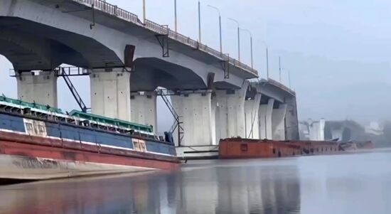 Russia Ukraine Military Operation Collapsed Bridge