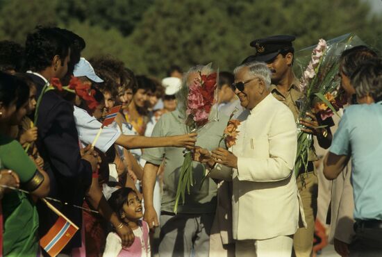 Indian delegation visits USSR