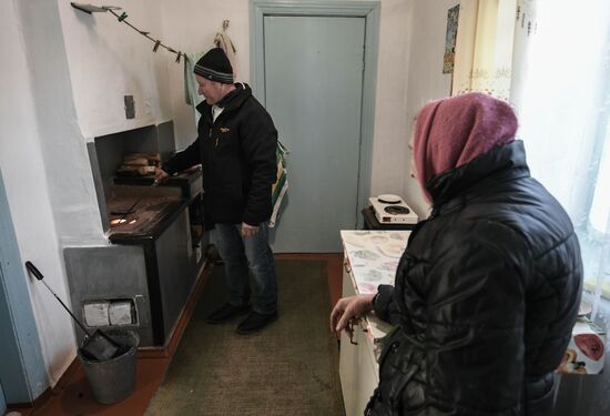 Russia Ukraine Military Operation Heating Season