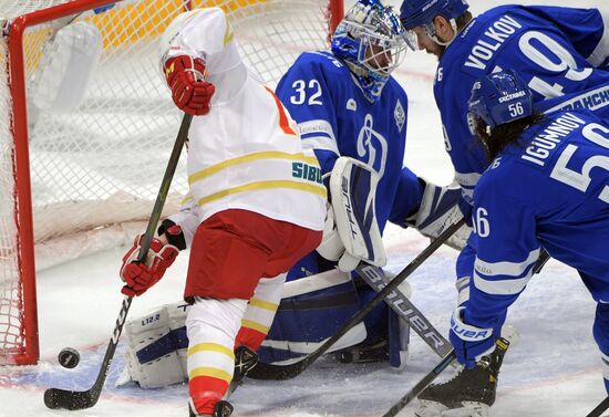 Russia Ice Hockey Kontinental League Dynamo - Kunlun