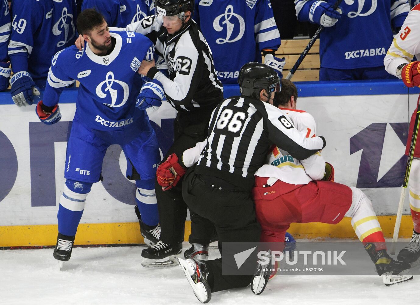 Russia Ice Hockey Kontinental League Dynamo - Kunlun