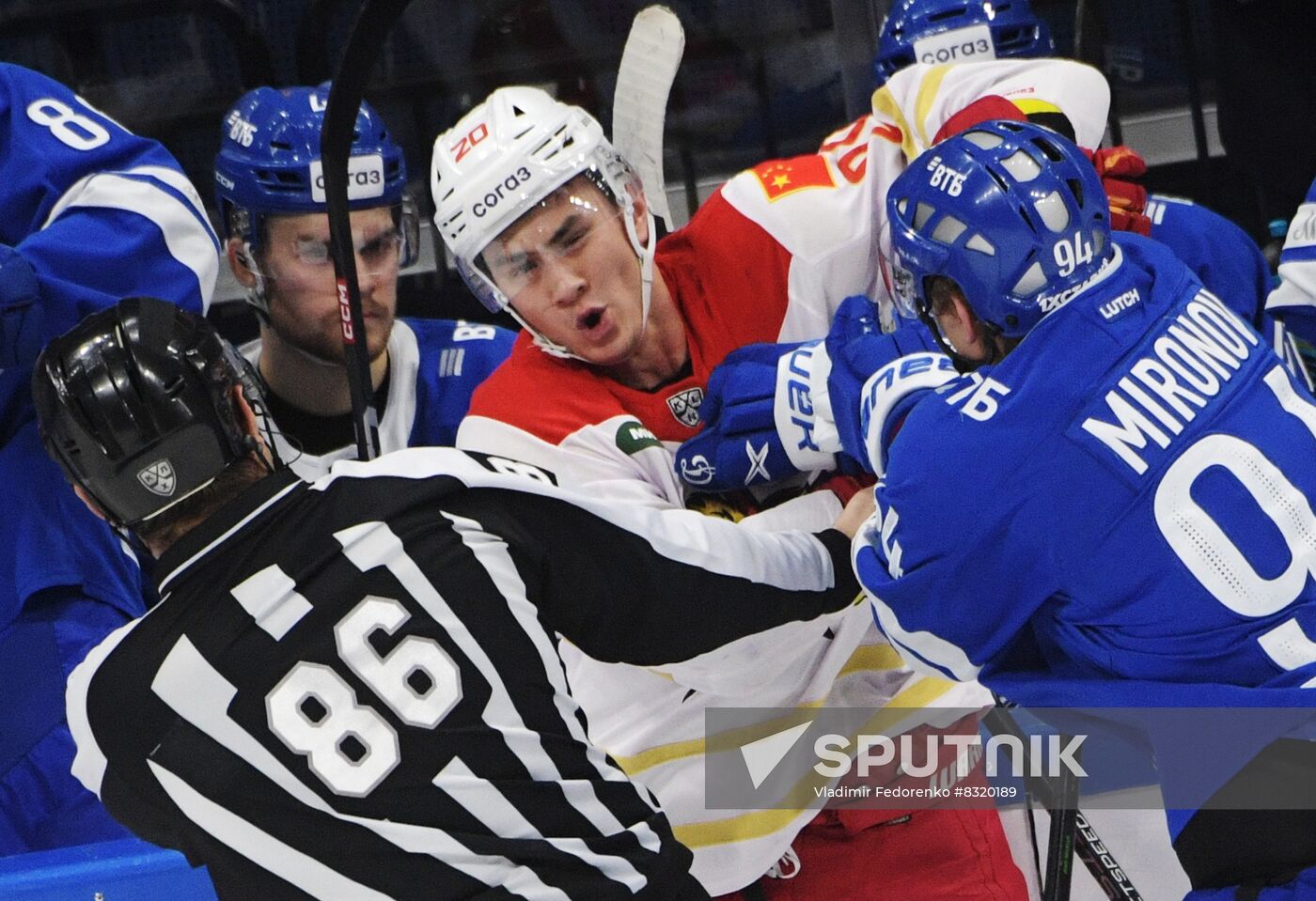 Russia Ice Hockey Kontinental League Dynamo - Kunlun