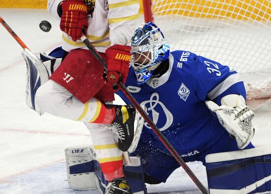 Russia Ice Hockey Kontinental League Dynamo - Kunlun