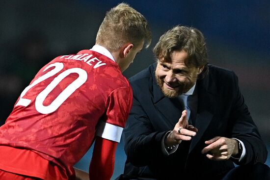 Uzbekistan Soccer Friendly Uzbekistan - Russia