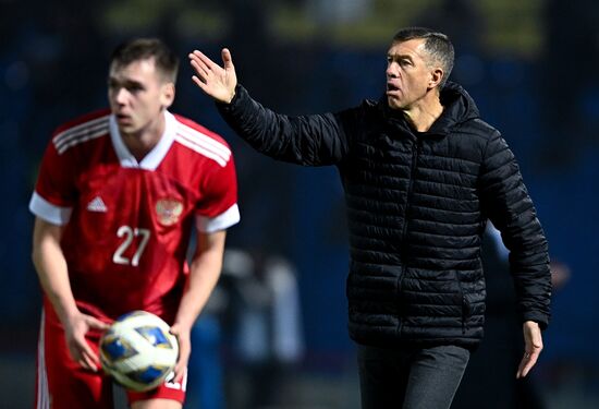 Uzbekistan Soccer Friendly Uzbekistan - Russia