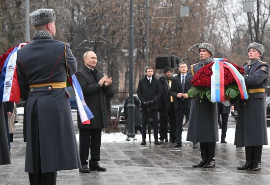 Russia Cuba Monument Unveiling
