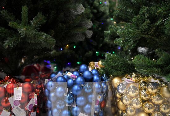 Russia New Year Festive Season Preparations