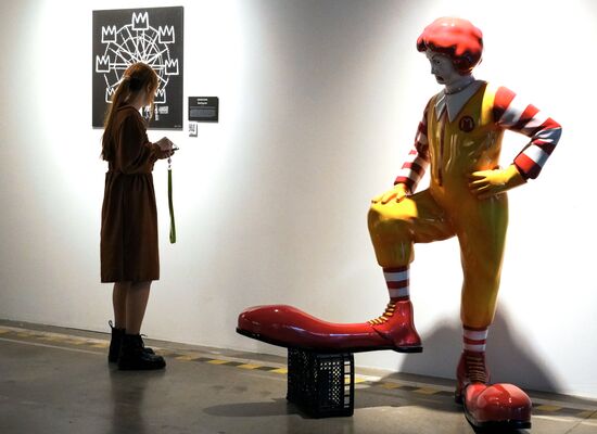 Russia Art Banksy Work Installation