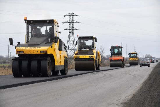 Russia Ukraine Military Operation Road Repair