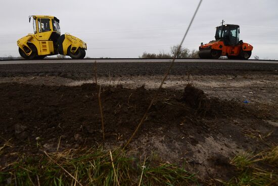 Russia Ukraine Military Operation Road Repair