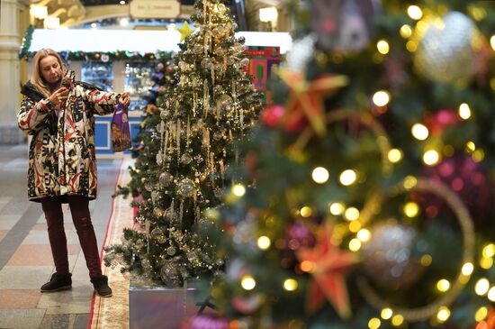 Russia New Year Season Preparations
