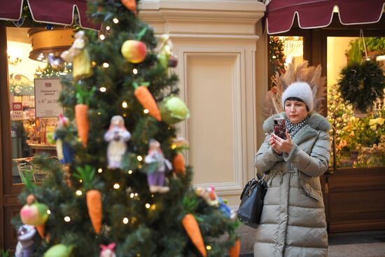 Russia New Year Season Preparations