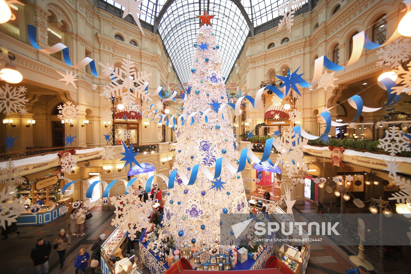 Russia New Year Season Preparations