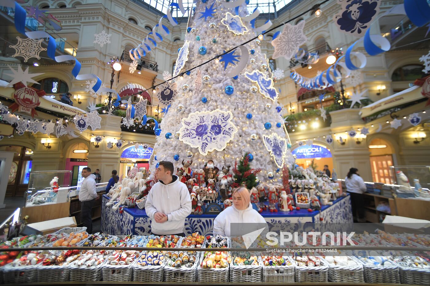 Russia New Year Season Preparations