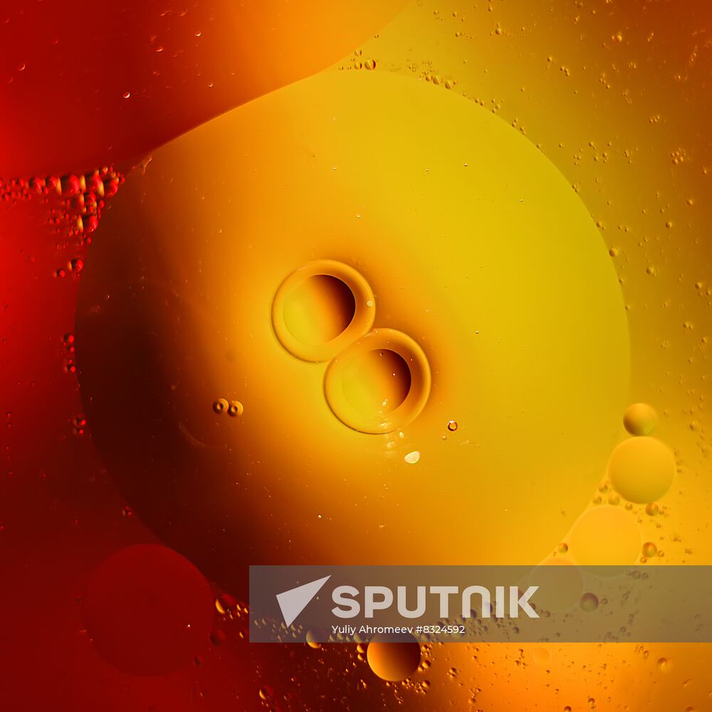 High-resolution photos of water and sunflower oil