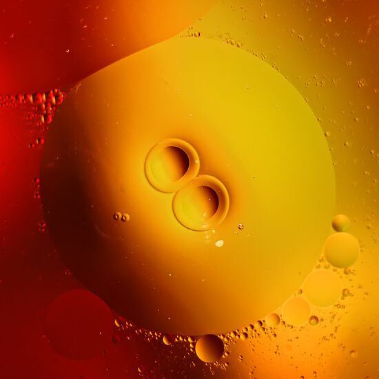 High-resolution photos of water and sunflower oil