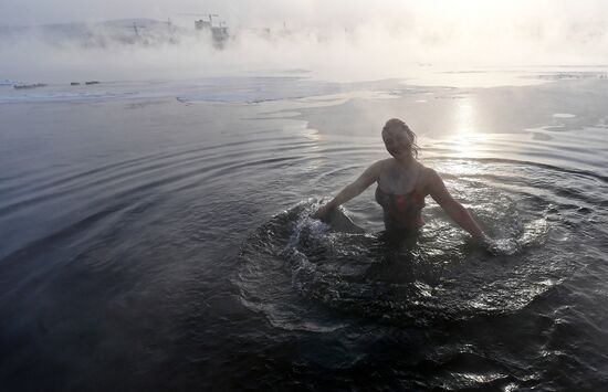 Russia Winter Swimming