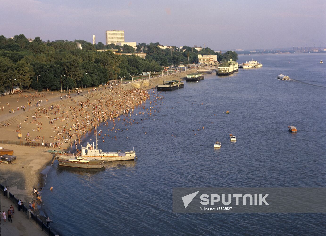 Municipal beach in Khabarovsk
