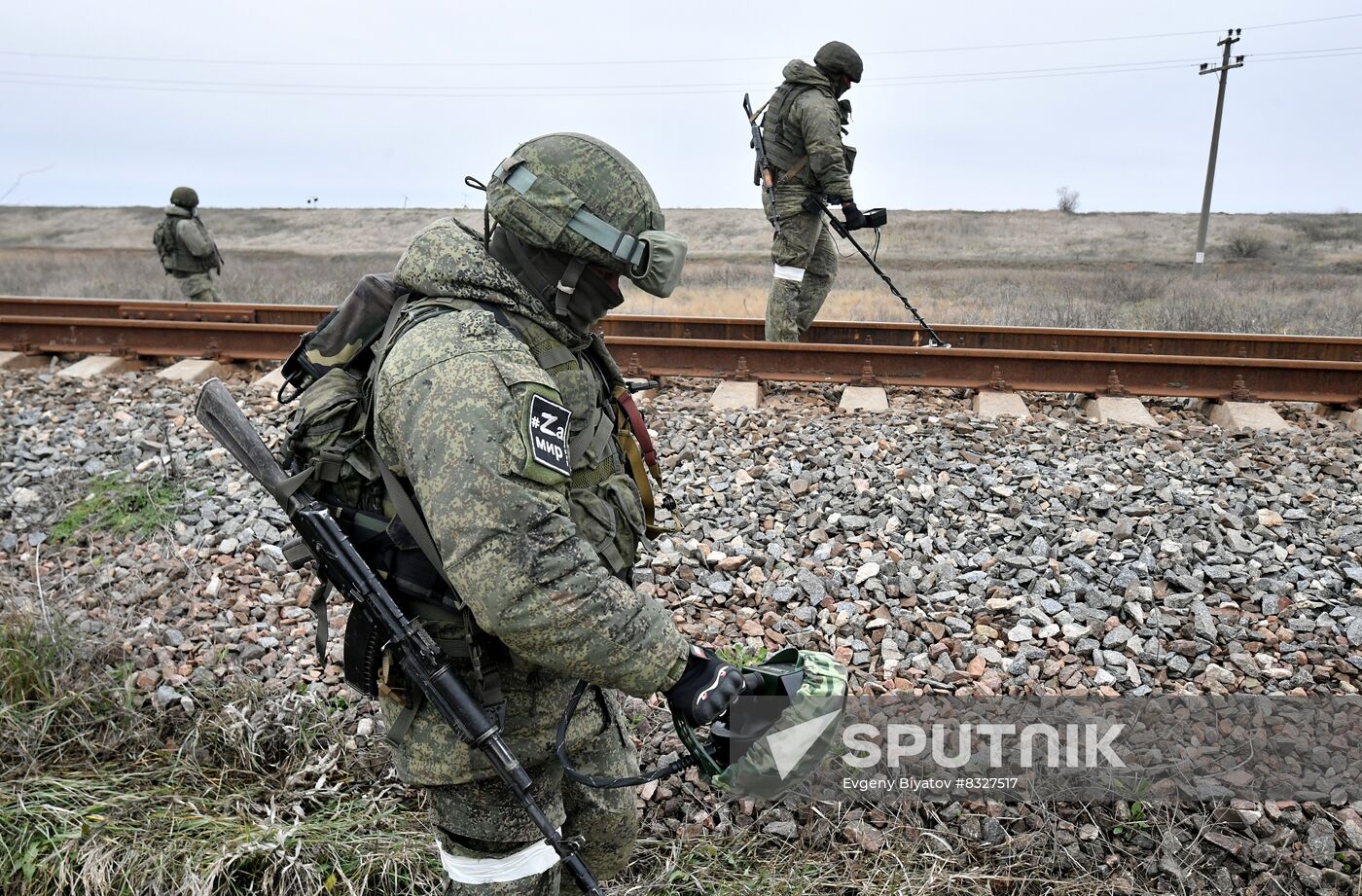 Russia Ukraine Military Operation Railway Troops