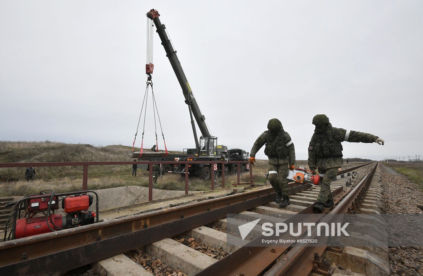 Russia Ukraine Military Operation Railway Troops