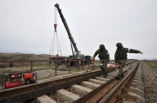 Russia Ukraine Military Operation Railway Troops