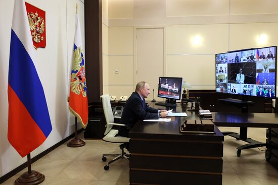 Russia Putin Social Issues