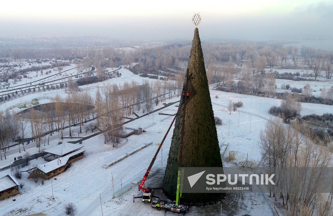 Russia New Year Season Preparations