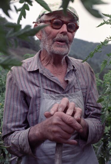 Disputes about constructinп HPP on Katun River