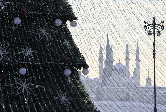Russia New Year Season Preparations