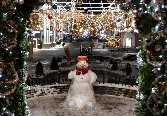 Russia New Year Season Preparations