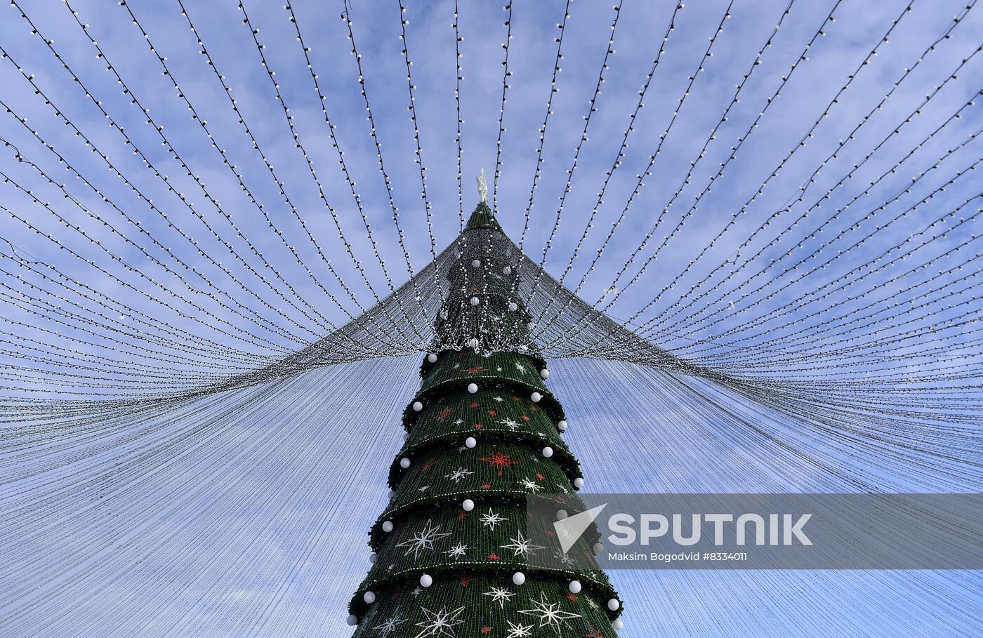 Russia New Year Season Preparations