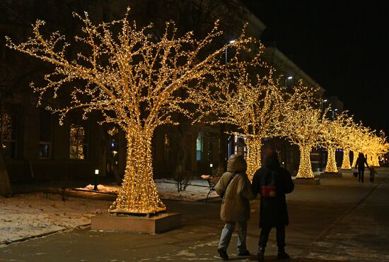 Russia New Year Season Preparations