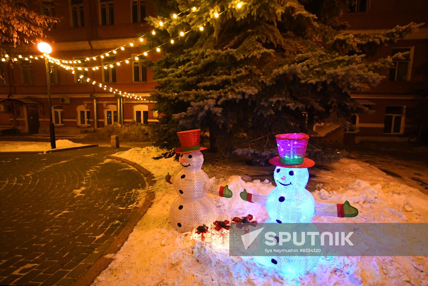 Russia New Year Season Preparations
