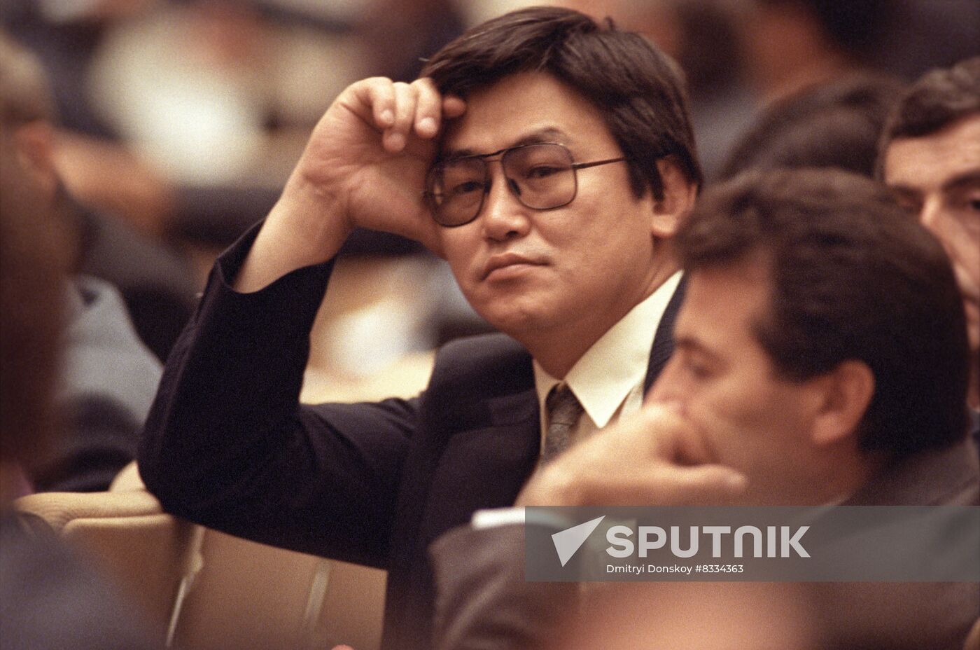 Second session of RSFSR Supreme Soviet