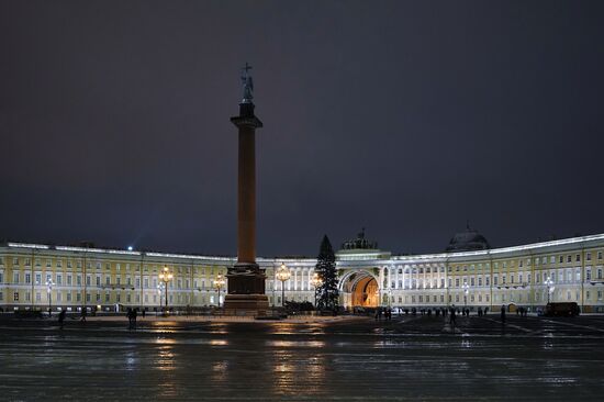 Russia New Year Season Preparations