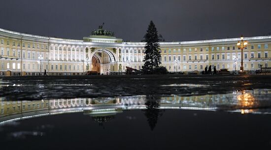 Russia New Year Season Preparations