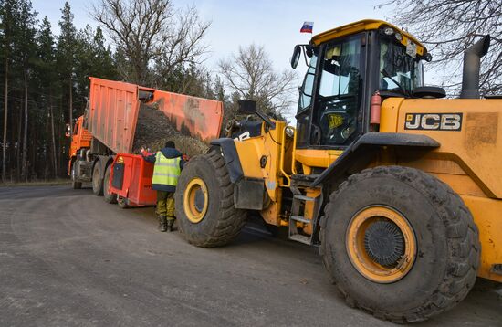 Russia Ukraine Military Operation Motorway Repair