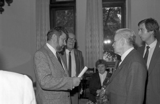 Icelandic delegation visits USSR