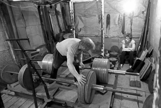 Soviet weightlifter Lidia Rybakova