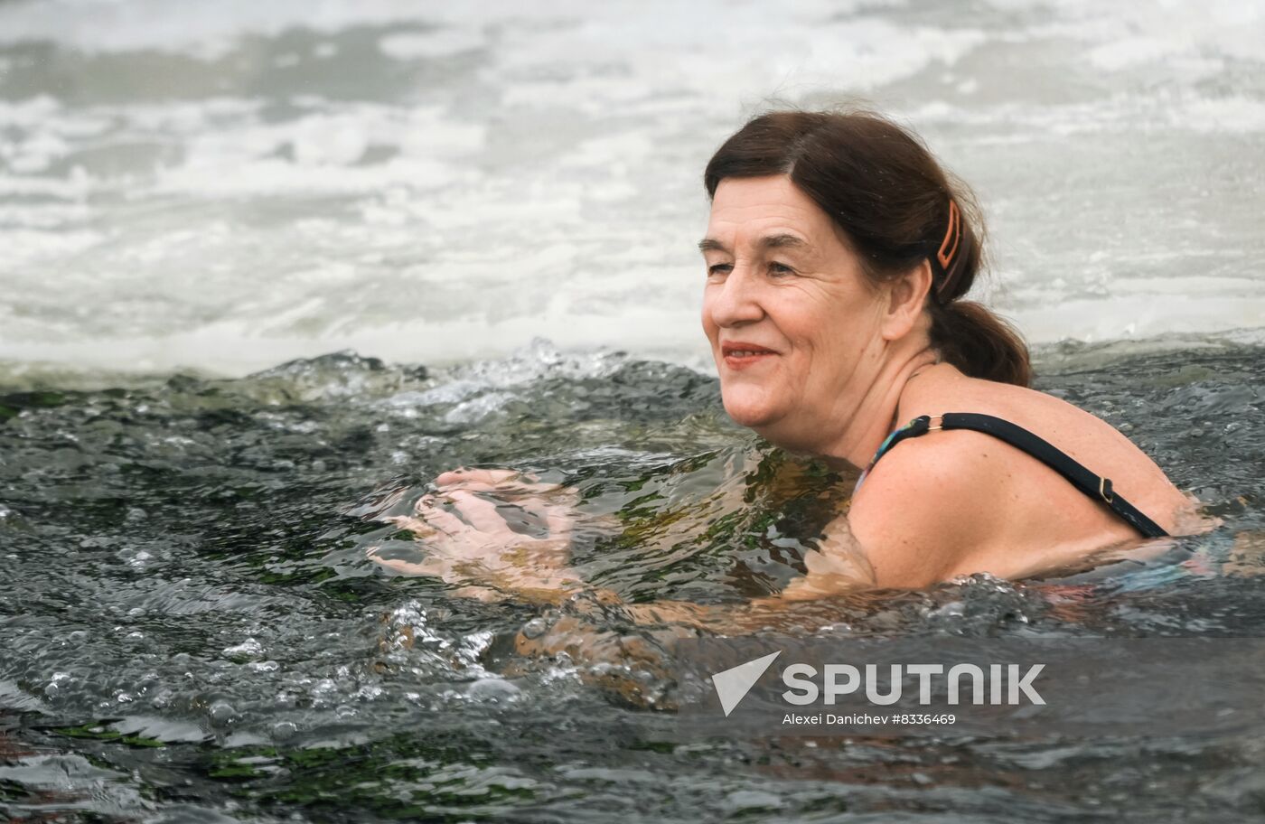 Russia Winter Swimming