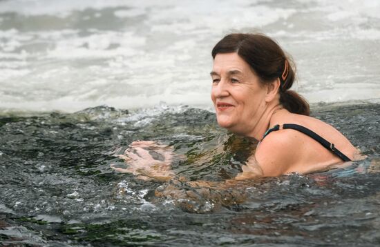 Russia Winter Swimming