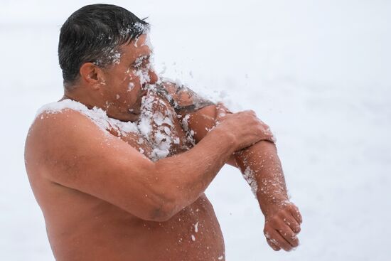 Russia Winter Swimming