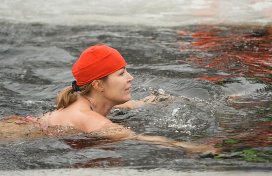 Russia Winter Swimming