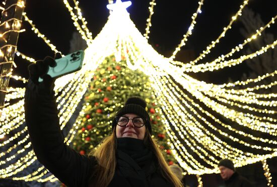 Russia New Year Season Preparations