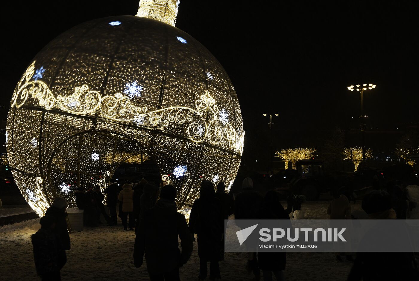 Russia New Year Season Preparations