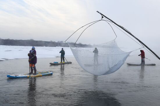 Russia Winter SUP Surfing