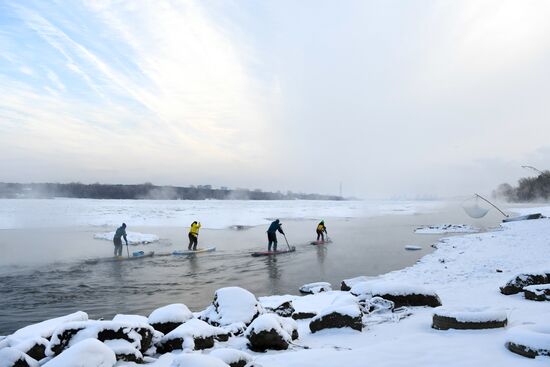 Russia Winter SUP Surfing