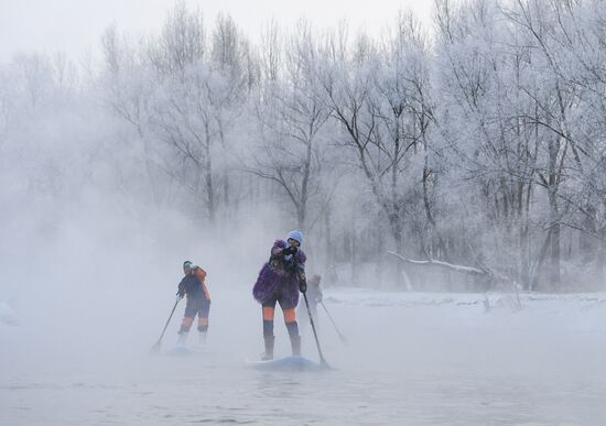 Russia Winter SUP Surfing