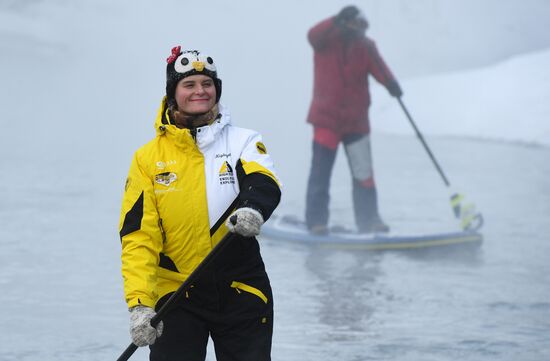 Russia Winter SUP Surfing